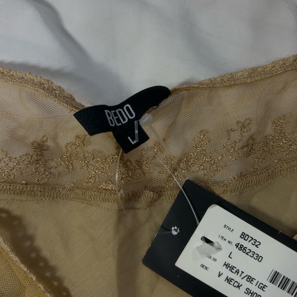 Chic Tan Lace Trim Blouse - Picture 3 of 4